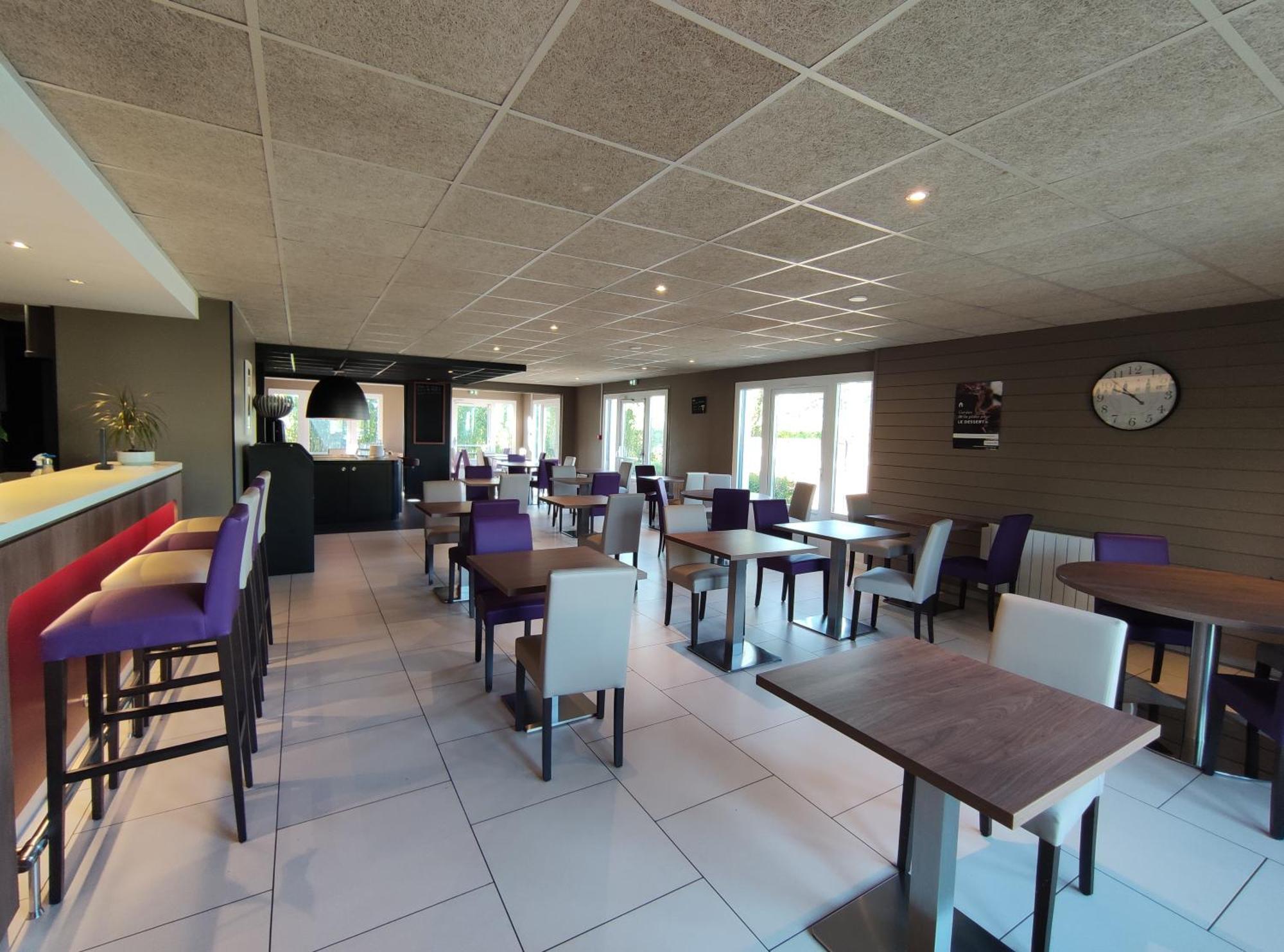 Campanile Sable-Sur-Sarthe Vion Hotel Buitenkant foto