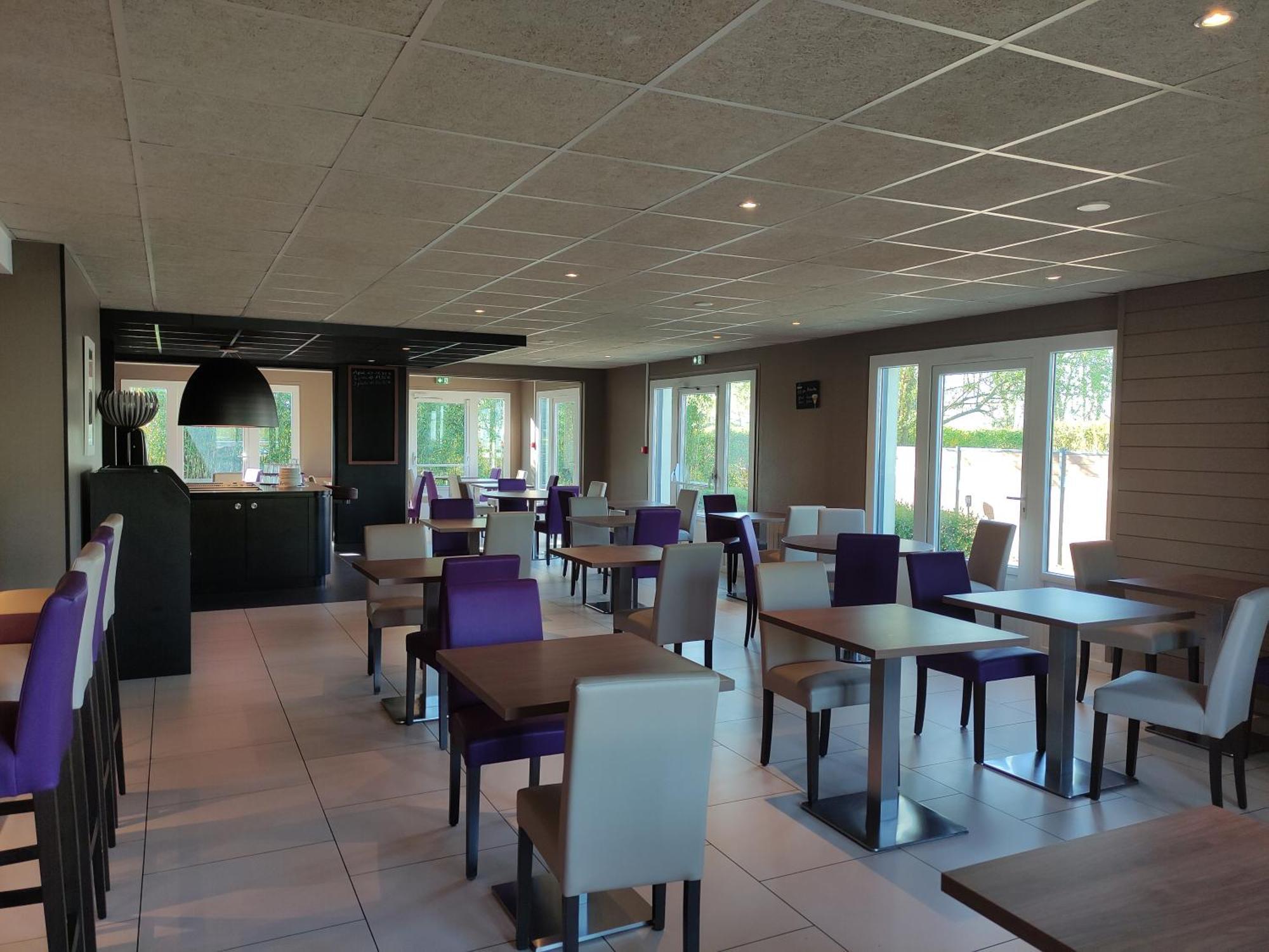 Campanile Sable-Sur-Sarthe Vion Hotel Buitenkant foto